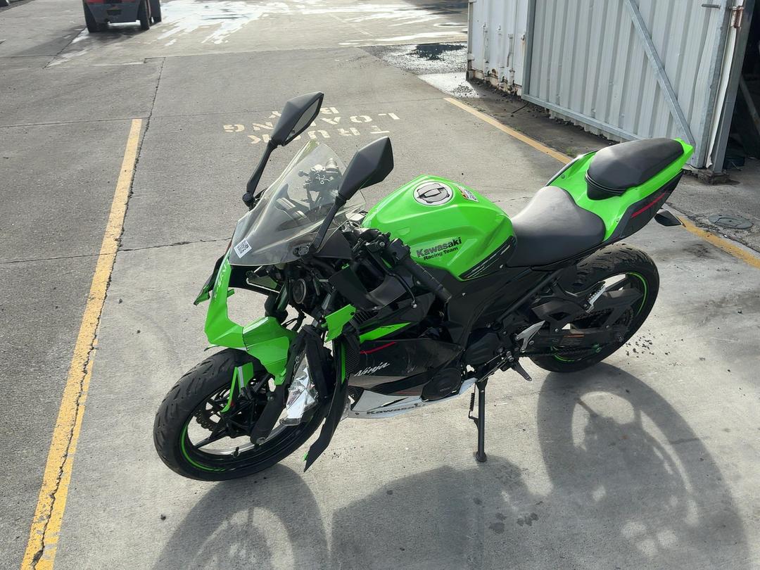 Photo '4' of Kawasaki EX 400Gnfan Photo '4' of Kawasaki EX 400Gnfan