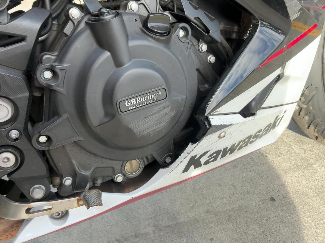 Photo '17' of Kawasaki EX 400Gnfan Photo '17' of Kawasaki EX 400Gnfan