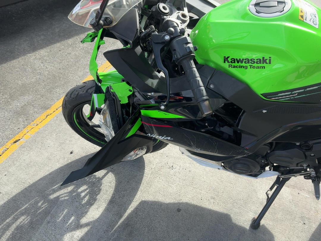 Photo '18' of Kawasaki EX 400Gnfan Photo '18' of Kawasaki EX 400Gnfan