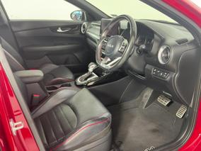 Photo '16' of KIA Cerato