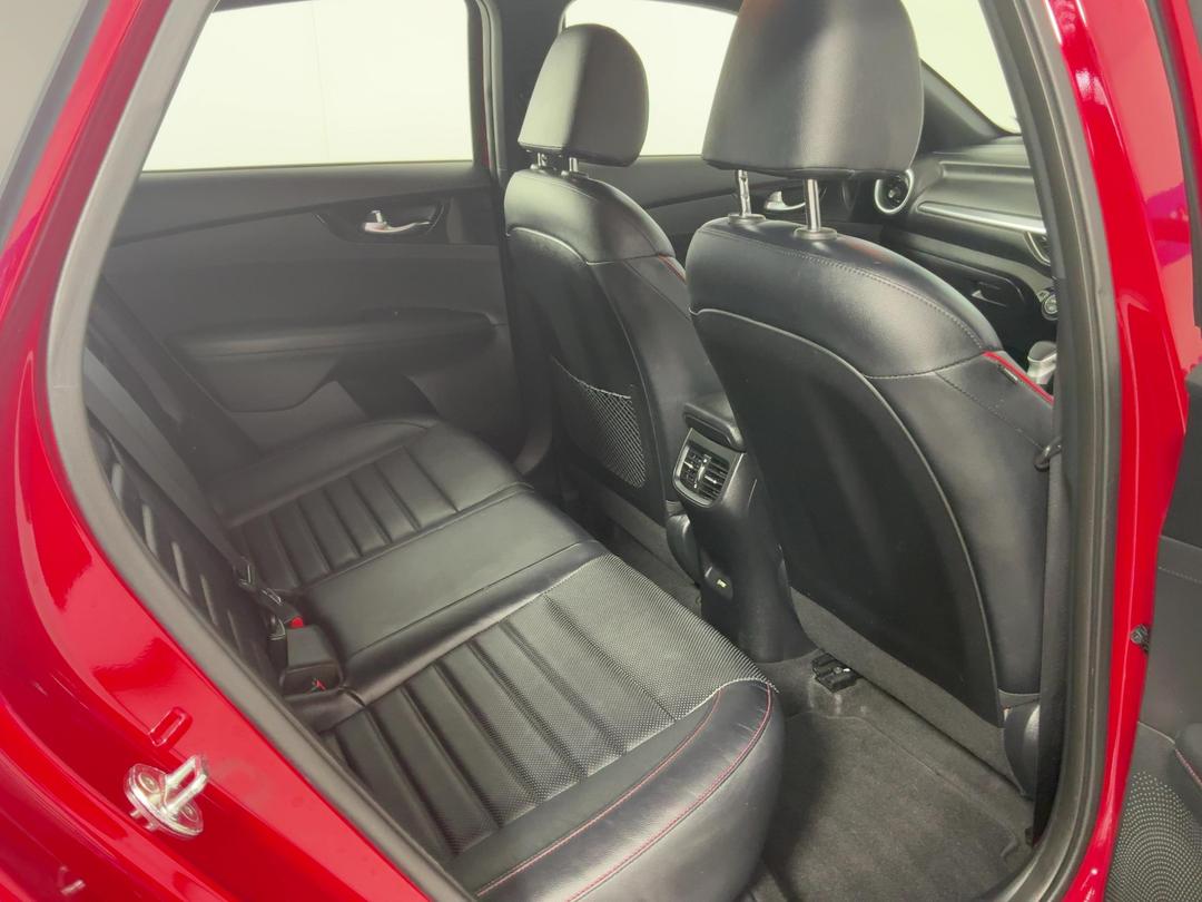 Photo '20' of KIA Cerato
