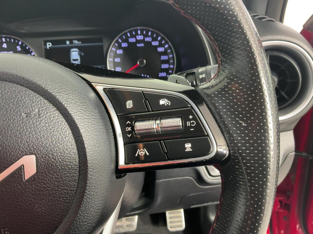 Photo '25' of KIA Cerato