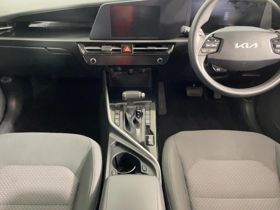 Photo '18' of KIA Niro