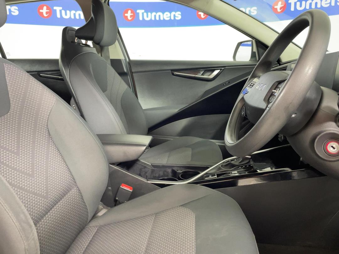 Photo '16' of KIA Niro