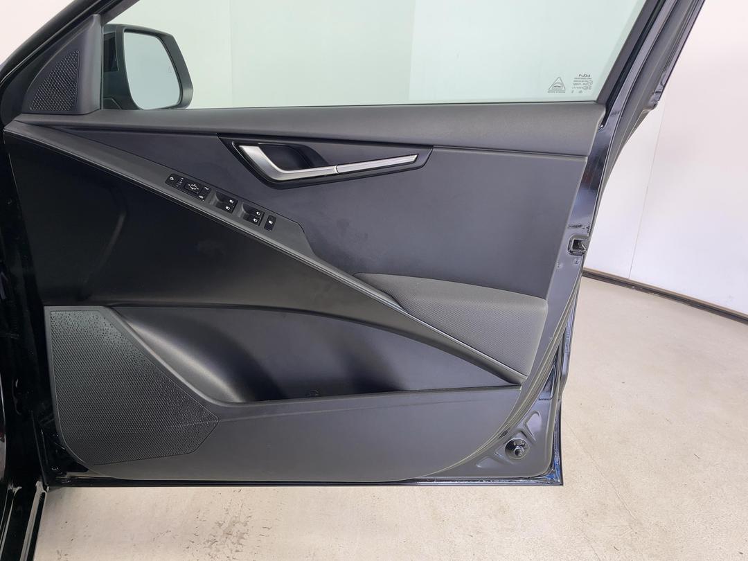 Photo '15' of KIA Niro