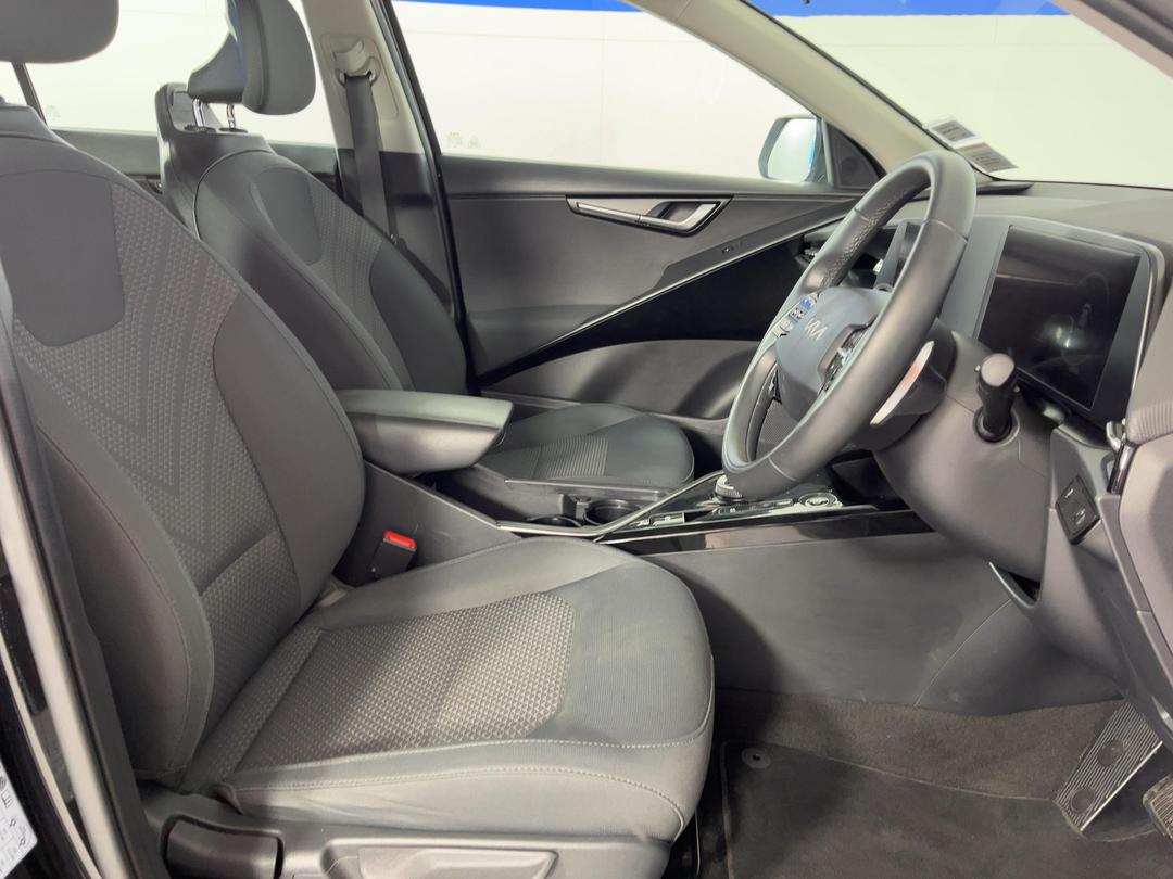 Photo '16' of KIA Niro