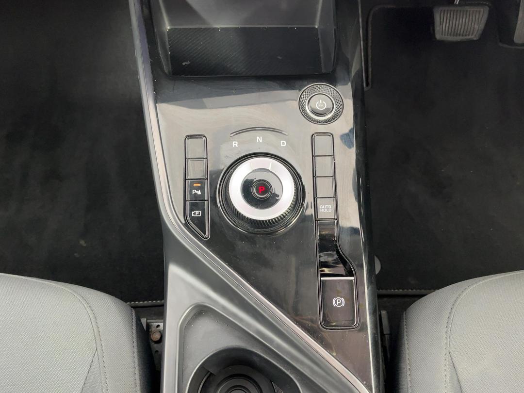 Photo '18' of KIA Niro
