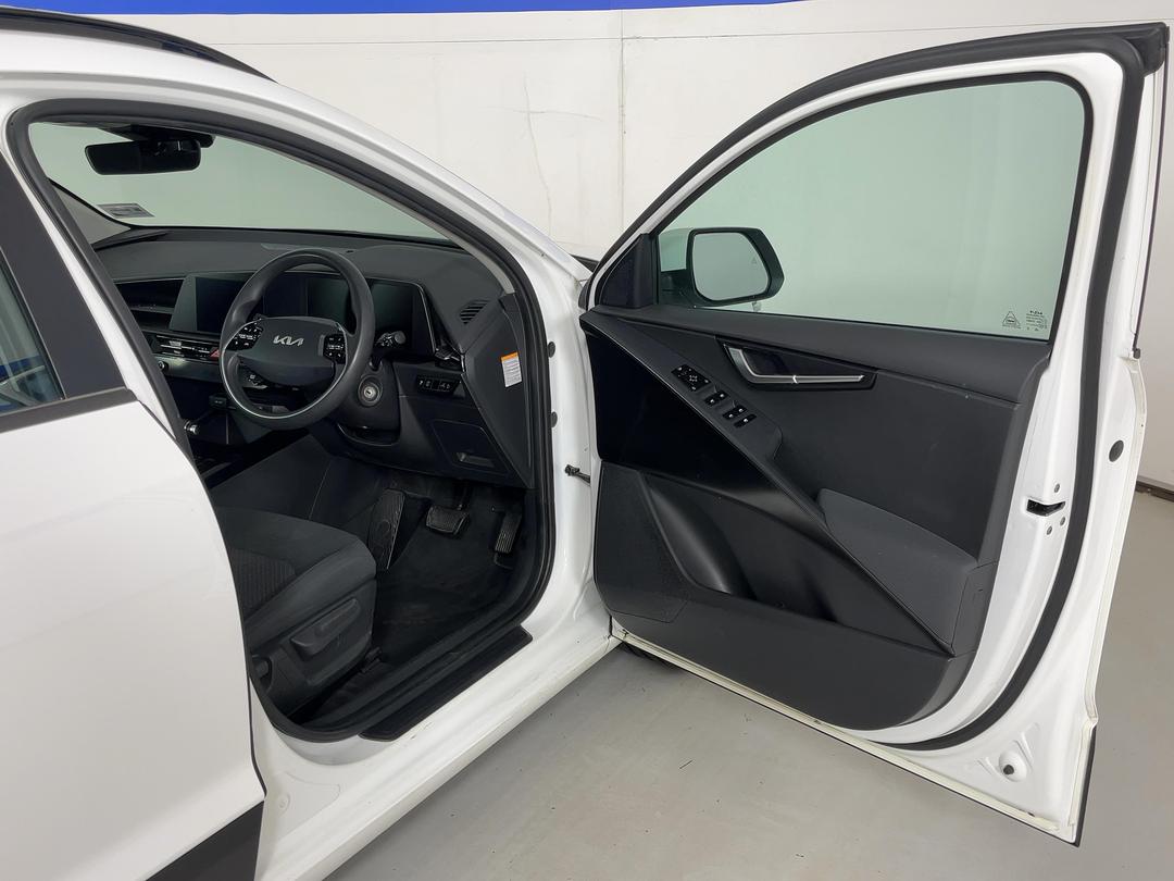 Photo '15' of KIA Niro