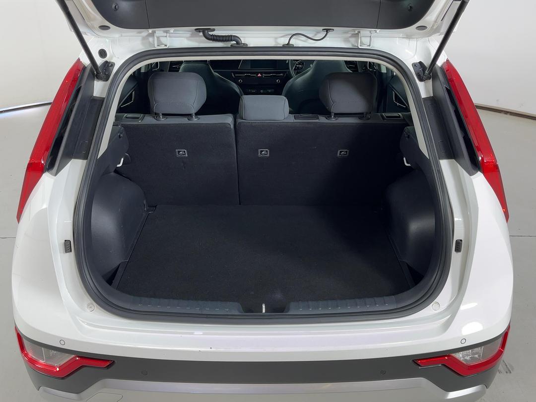 Photo '14' of KIA Niro