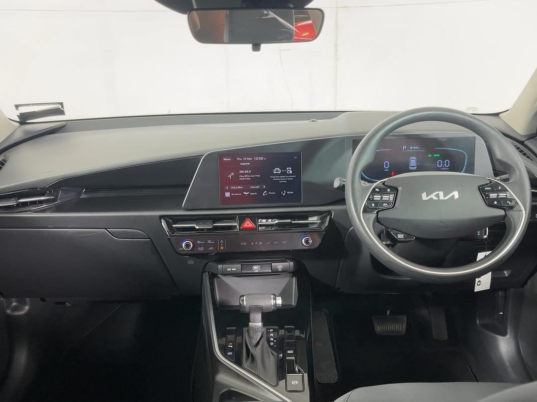 Photo '17' of KIA Niro