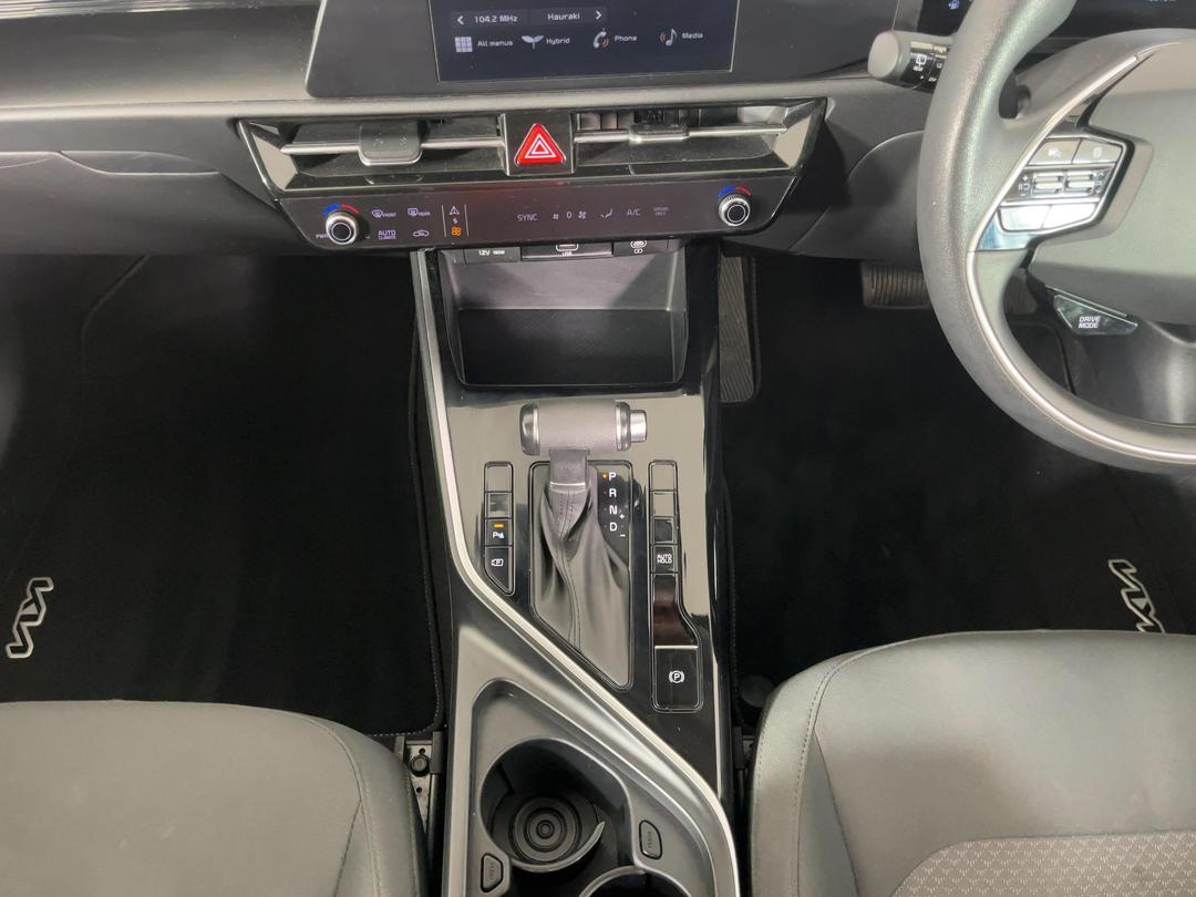 Photo '27' of KIA Niro