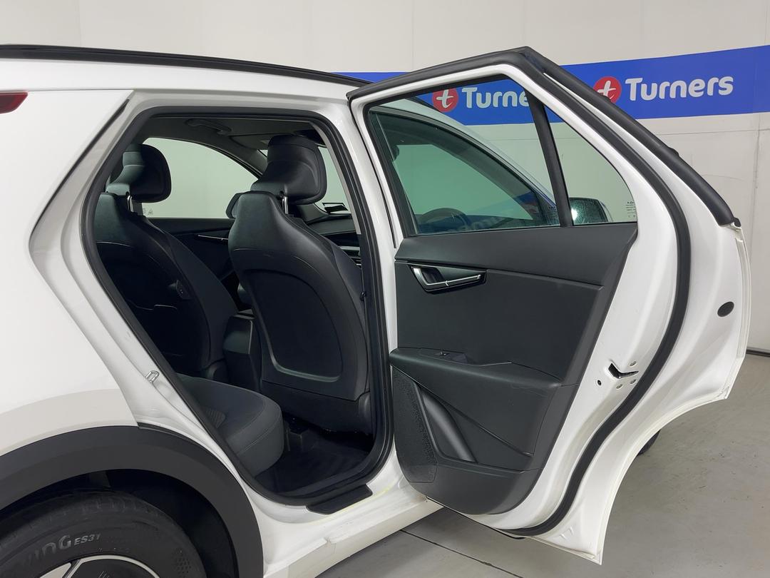 Photo '19' of KIA Niro