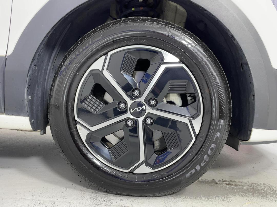 Photo '9' of KIA Niro
