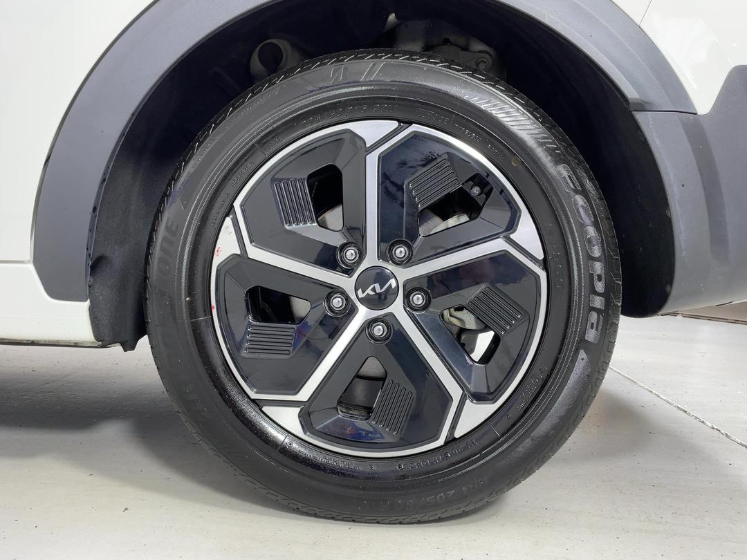 Photo '11' of KIA Niro