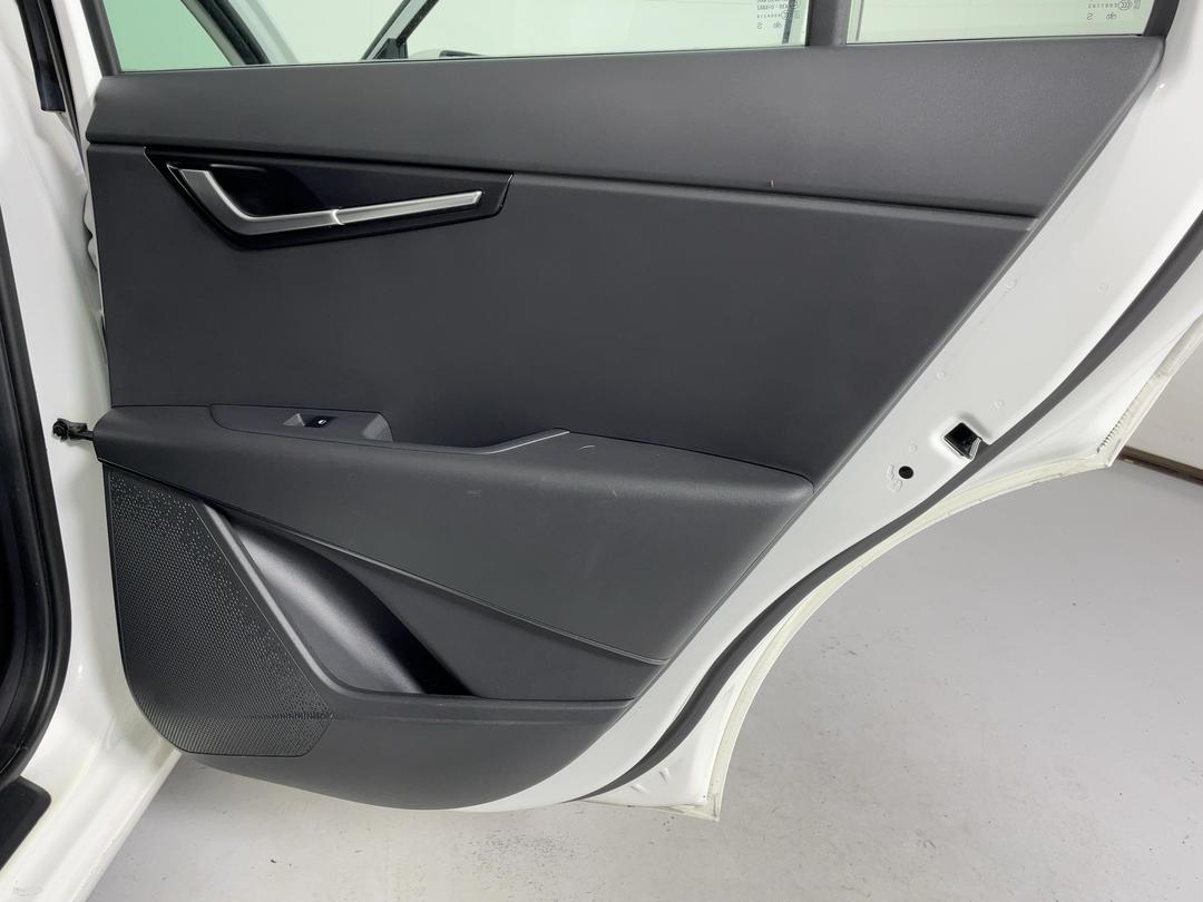 Photo '19' of KIA Niro