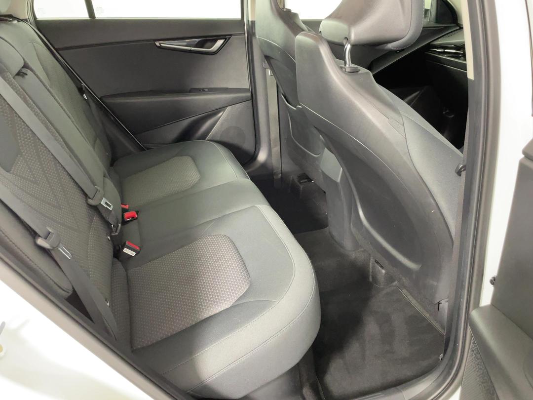 Photo '20' of KIA Niro