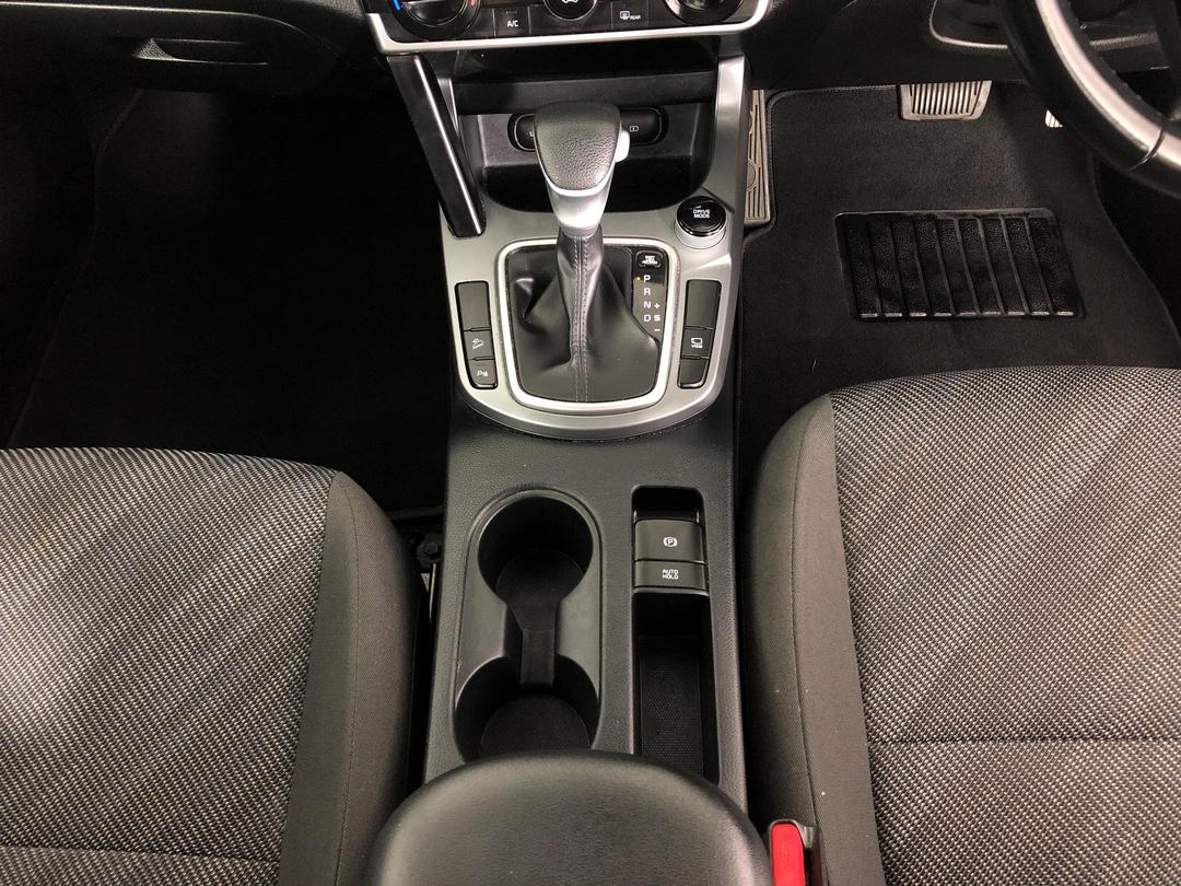 Photo '18' of KIA Seltos