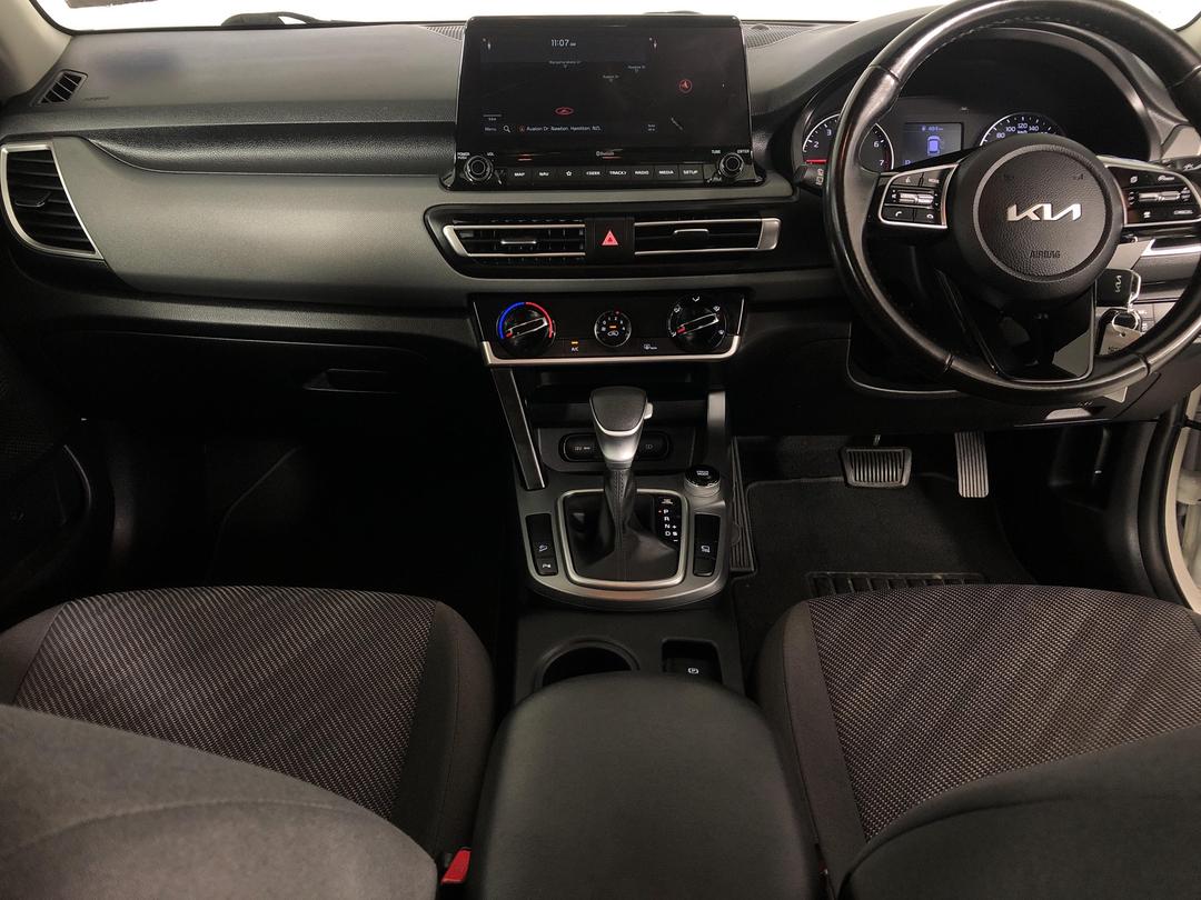 Photo '17' of KIA Seltos