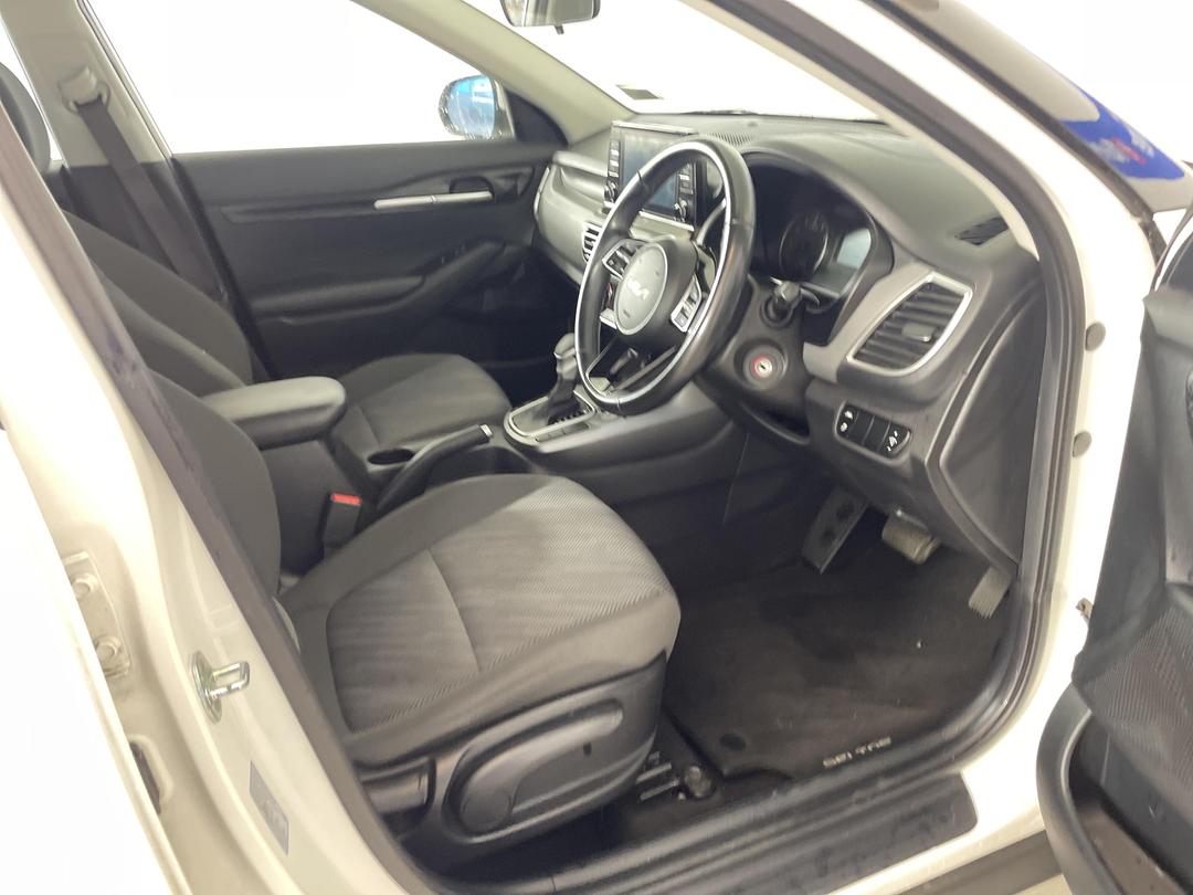 Photo '16' of KIA Seltos