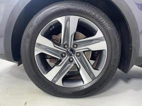Photo '10' of KIA Sorento