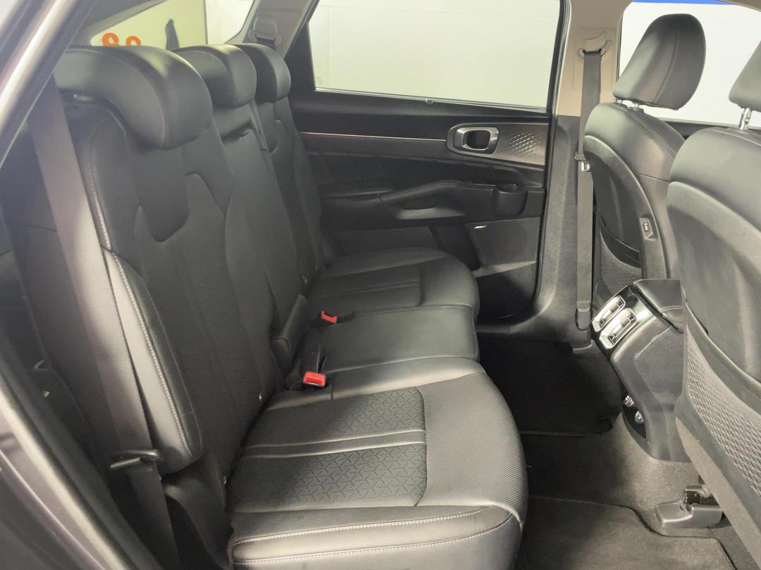 Photo '20' of KIA Sorento