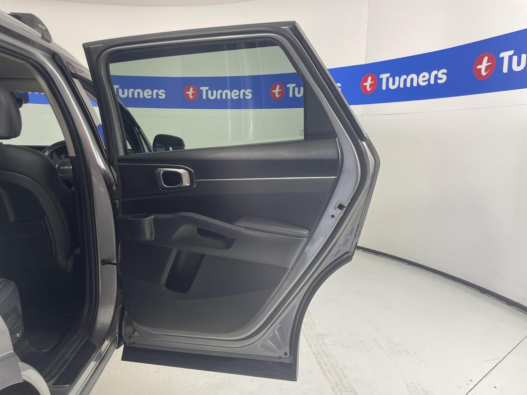 Photo '19' of KIA Sorento