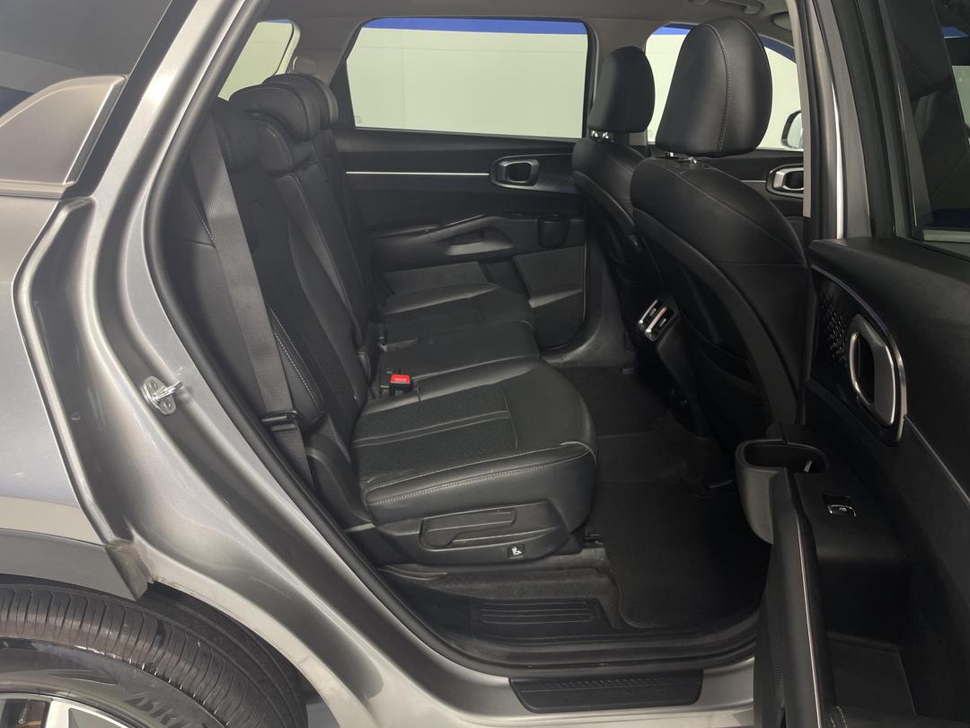 Photo '20' of KIA Sorento