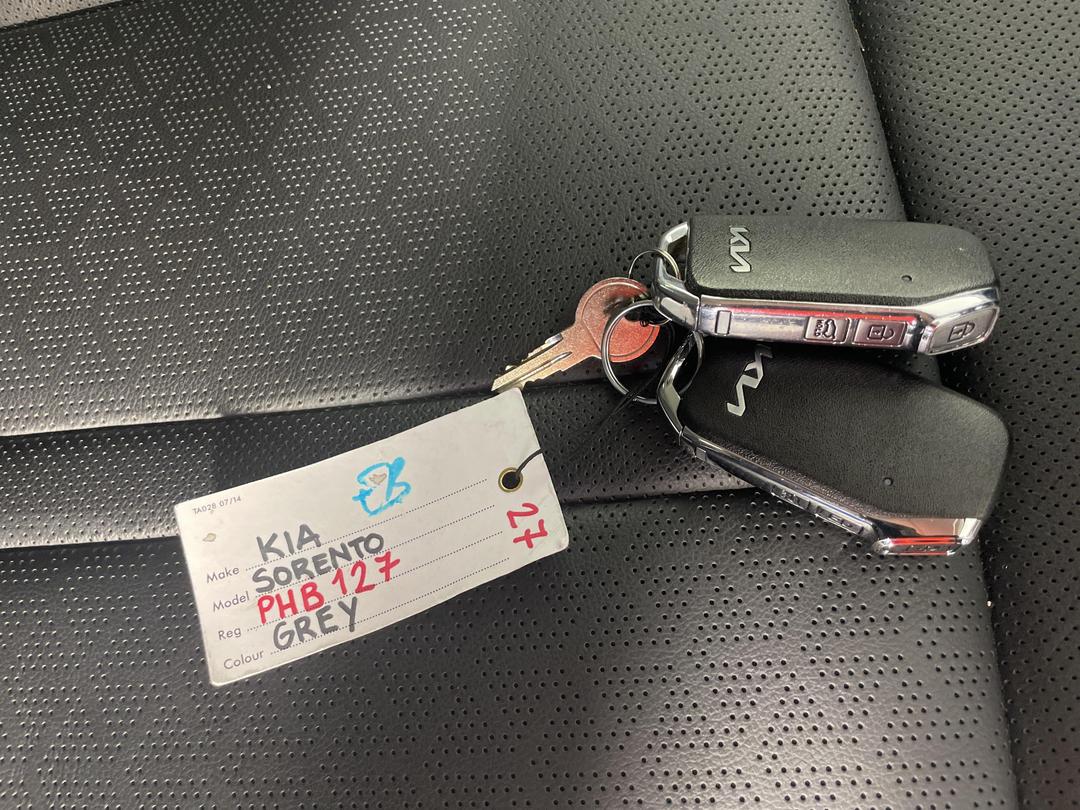 Photo '22' of KIA Sorento