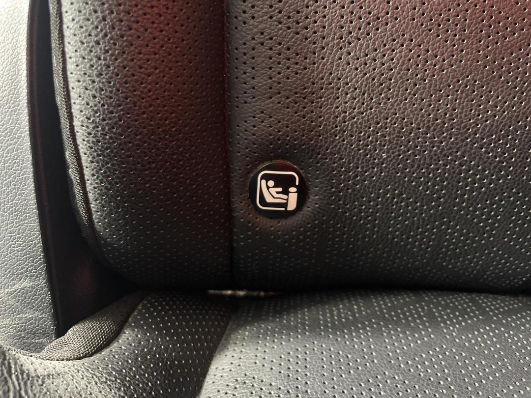 Photo '23' of KIA Sorento