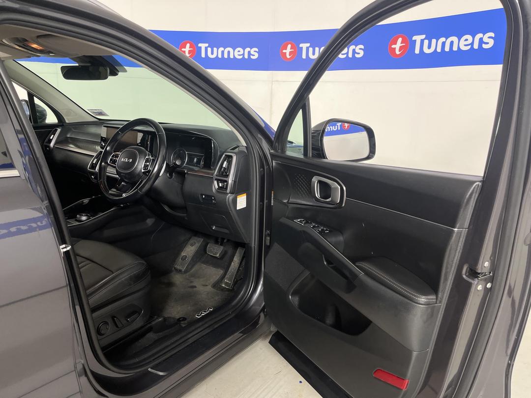 Photo '15' of KIA Sorento