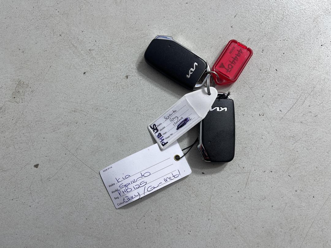 Photo '22' of KIA Sorento