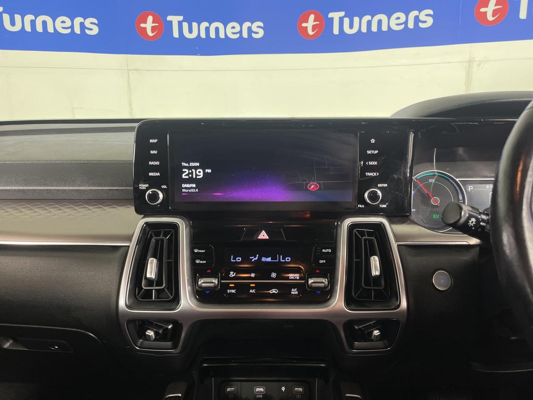 Photo '18' of KIA Sorento