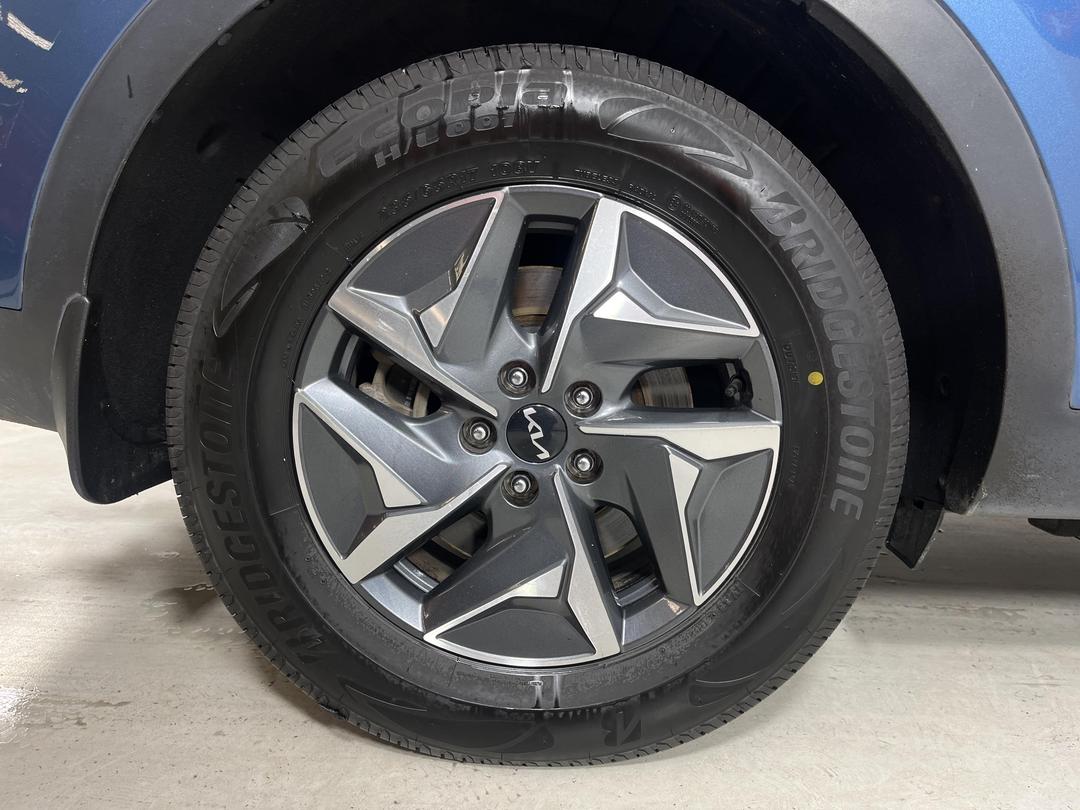 Photo '12' of KIA Sorento