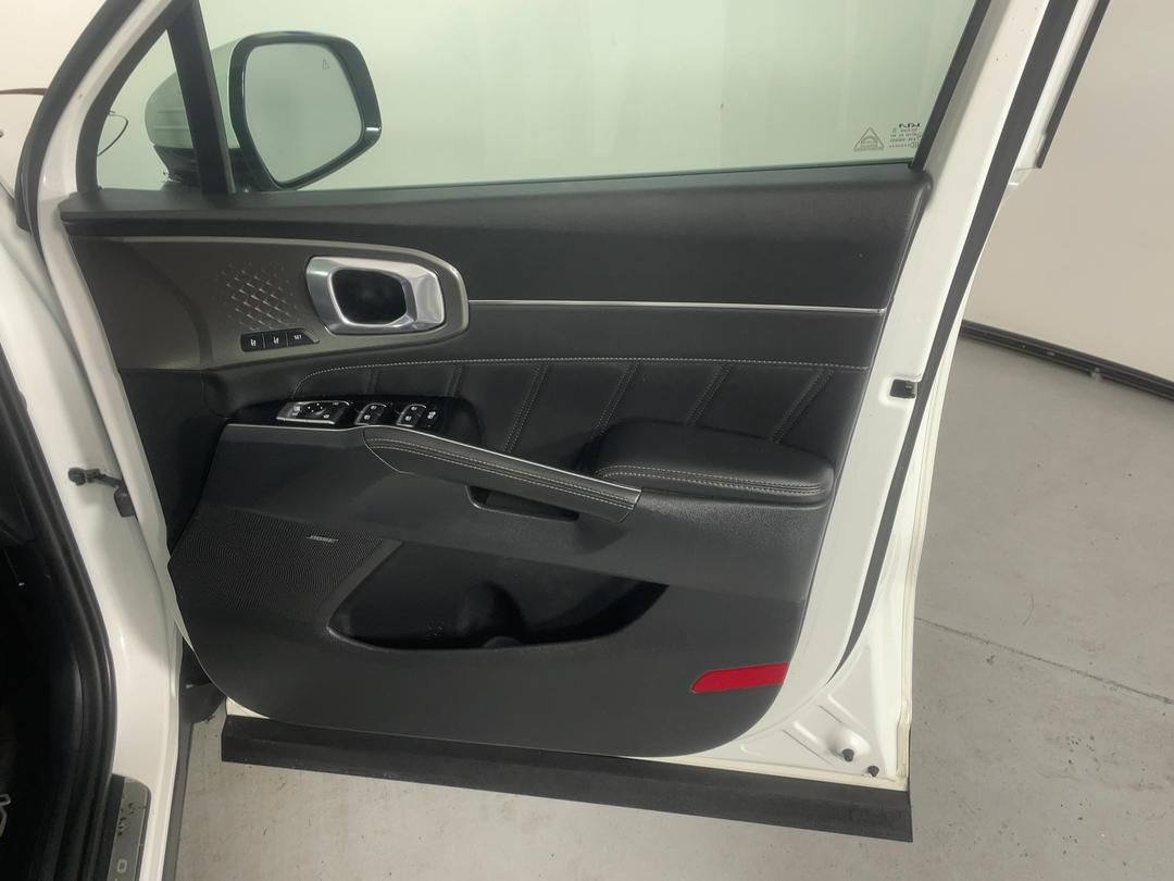 Photo '15' of KIA Sorento