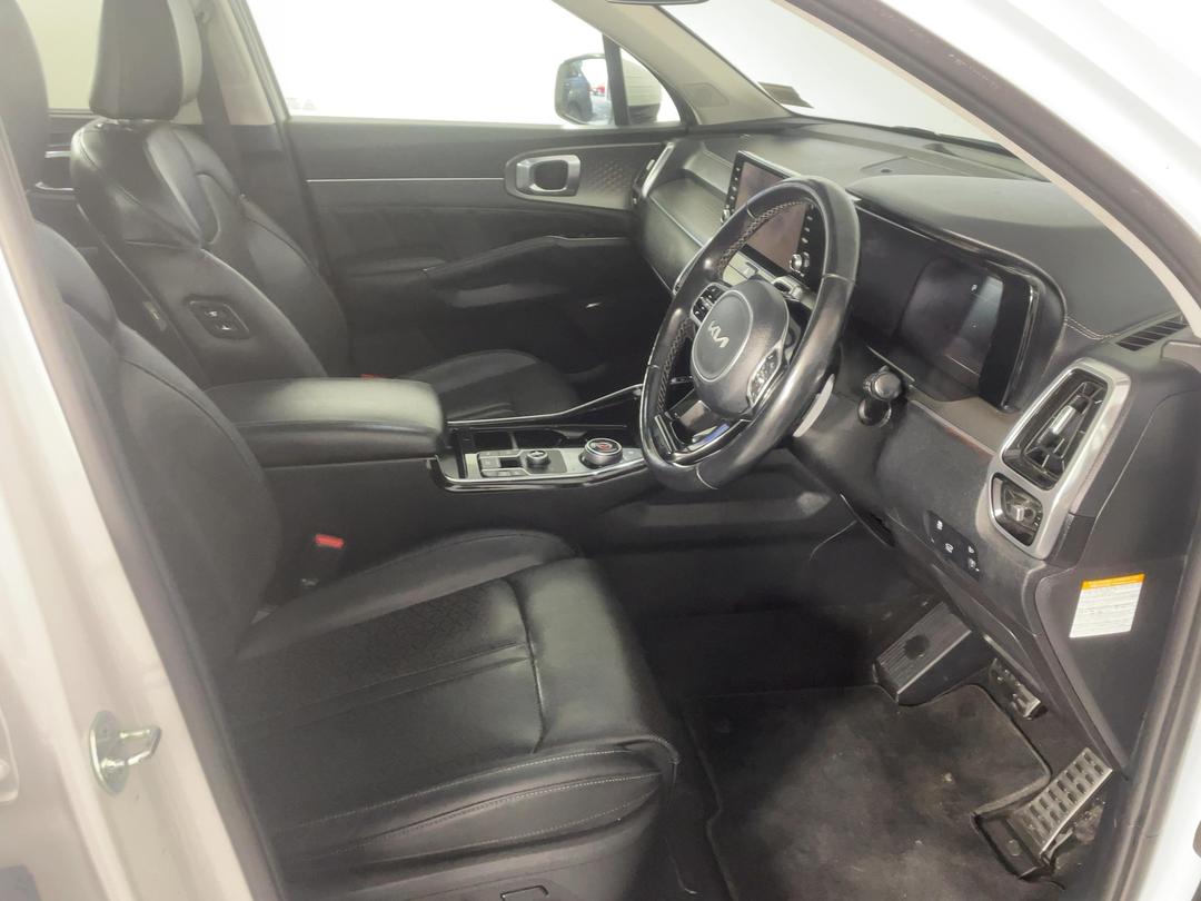 Photo '16' of KIA Sorento