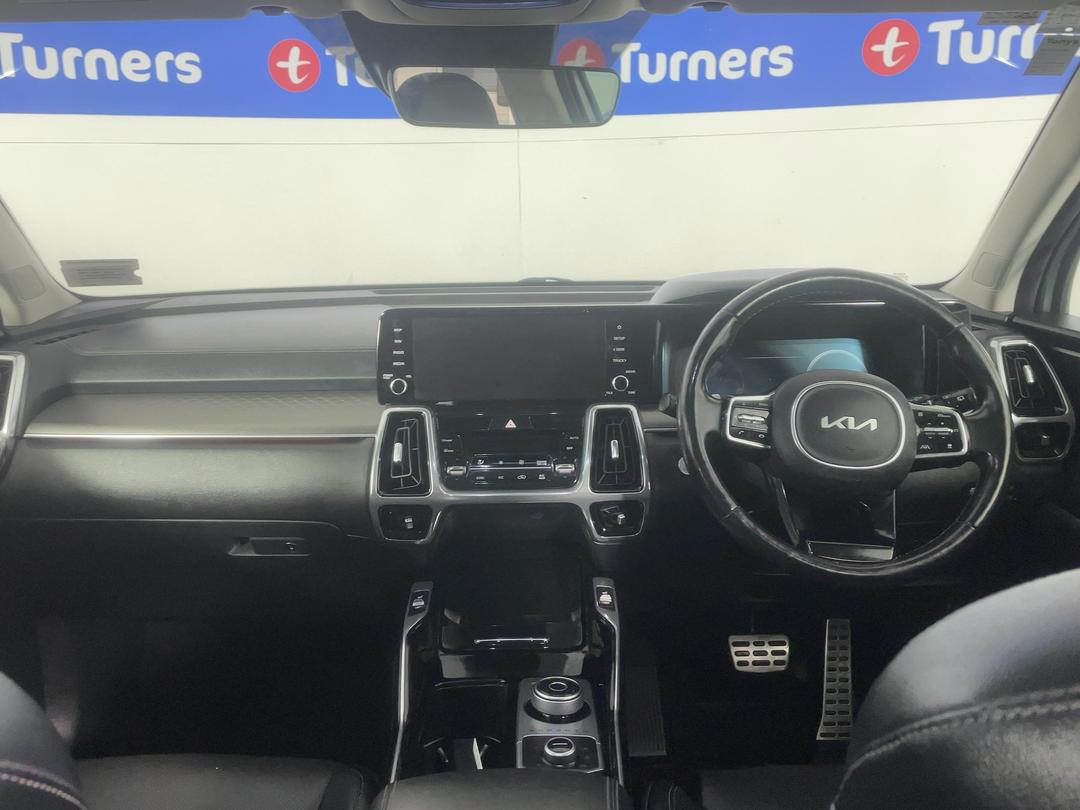 Photo '17' of KIA Sorento