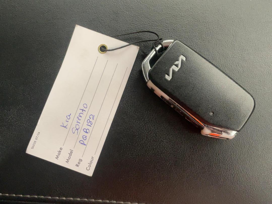 Photo '22' of KIA Sorento