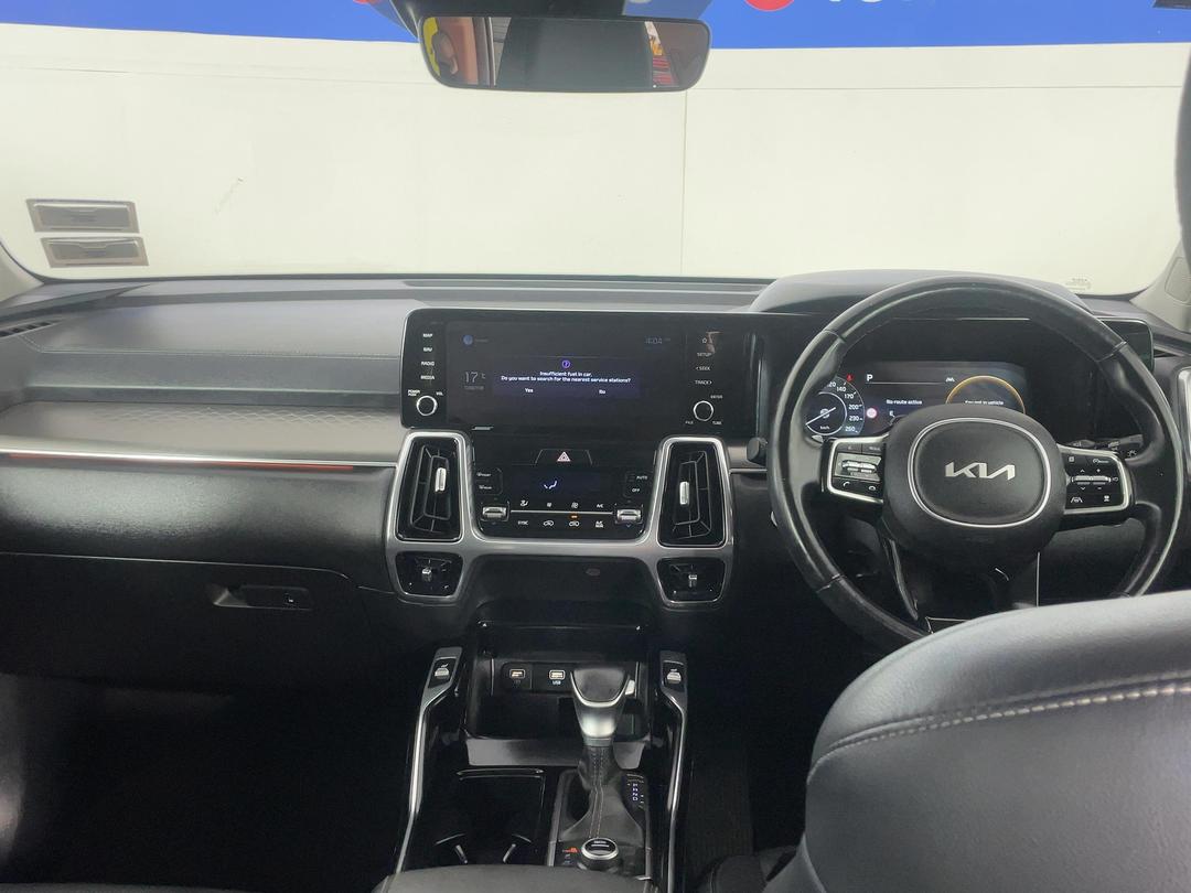 Photo '17' of KIA Sorento