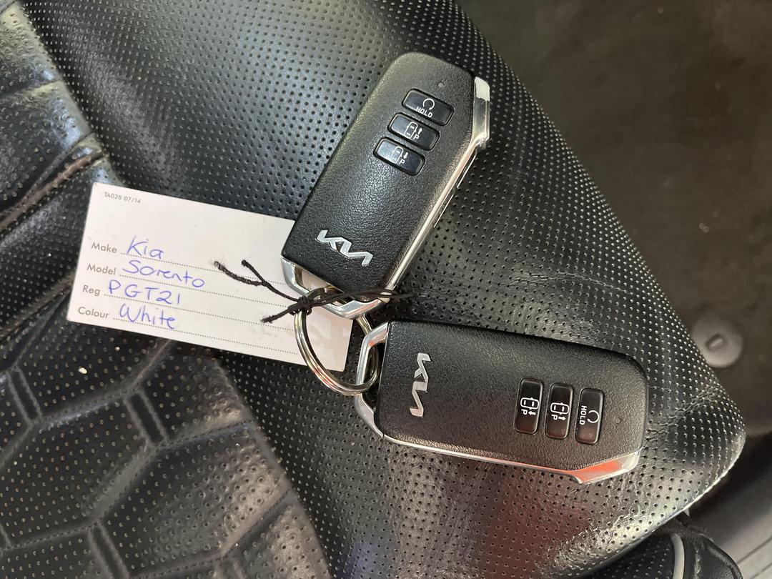 Photo '22' of KIA Sorento