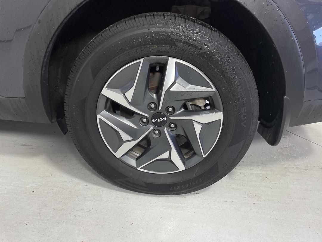 Photo '11' of KIA Sorento