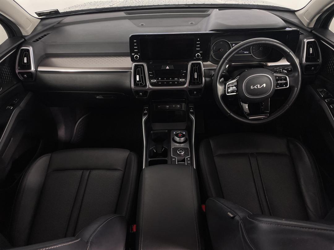 Photo '18' of KIA Sorento