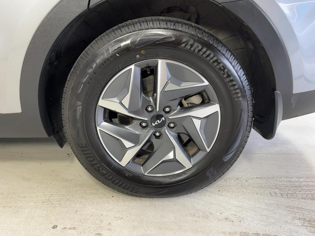 Photo '11' of KIA Sorento