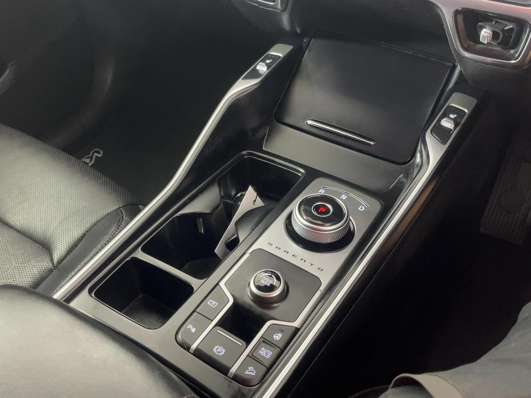 Photo '26' of KIA Sorento
