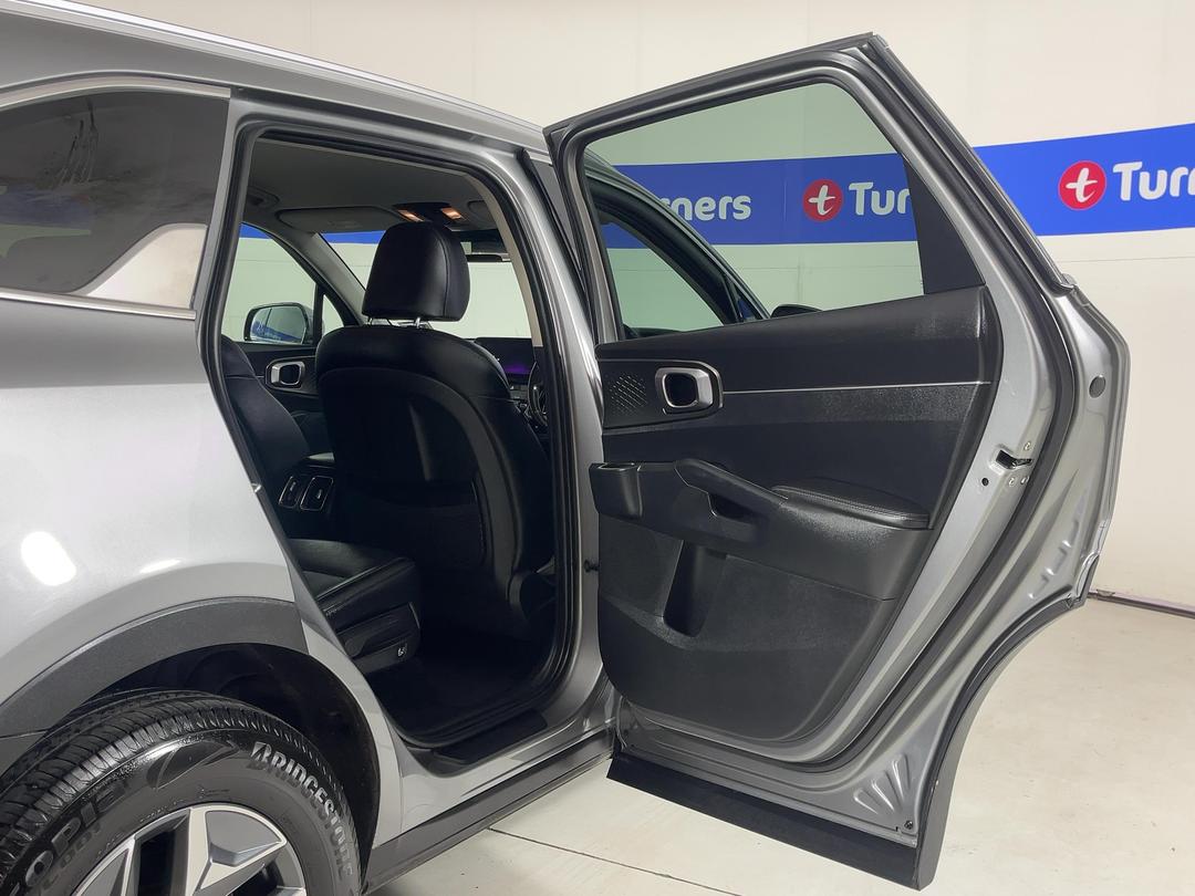 Photo '19' of KIA Sorento