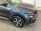 Thumbnail '3' of KIA Sorento EX