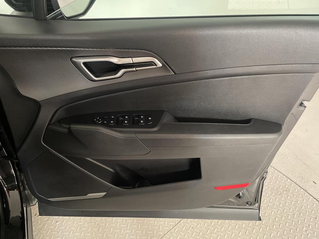 Photo '15' of KIA Sportage