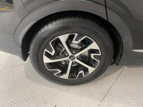 Photo '12' of KIA Sportage