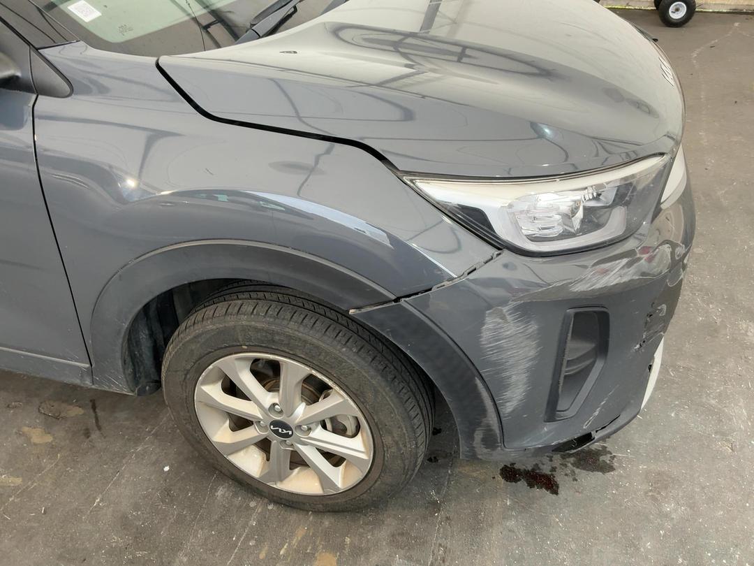 Photo '3' of KIA Stonic LX+ Photo '3' of KIA Stonic LX+