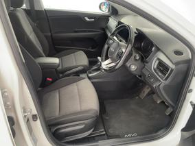 Photo '16' of KIA Stonic