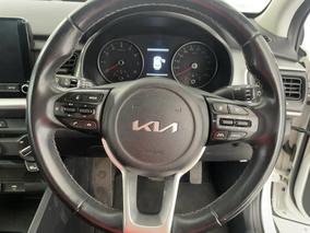 Photo '27' of KIA Stonic
